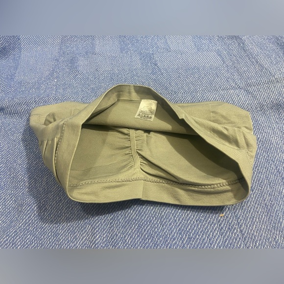 NIP Gray Wire-free Strapless Seamless Stretchy Bra - Picture 4 of 7